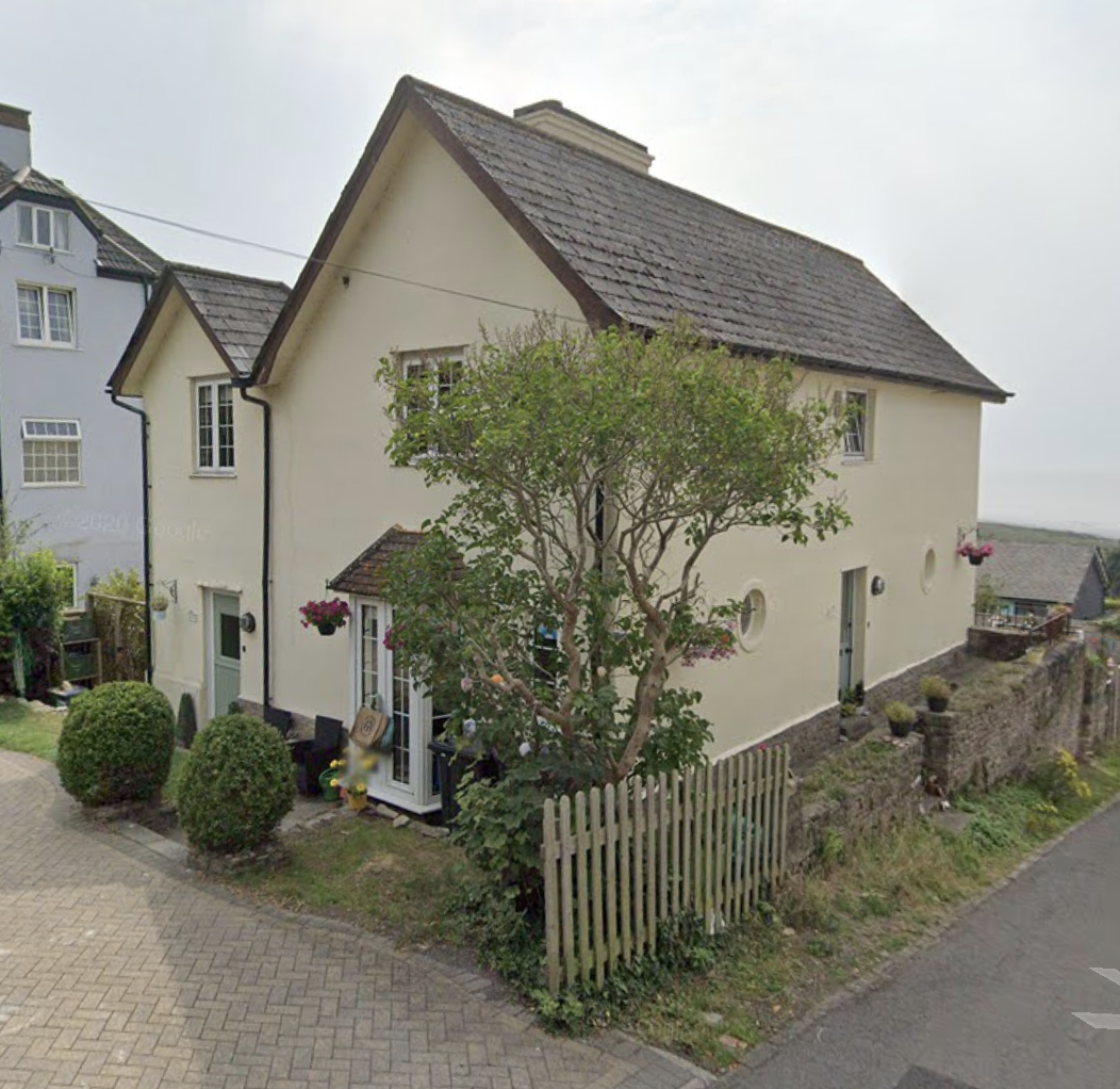 Detached house